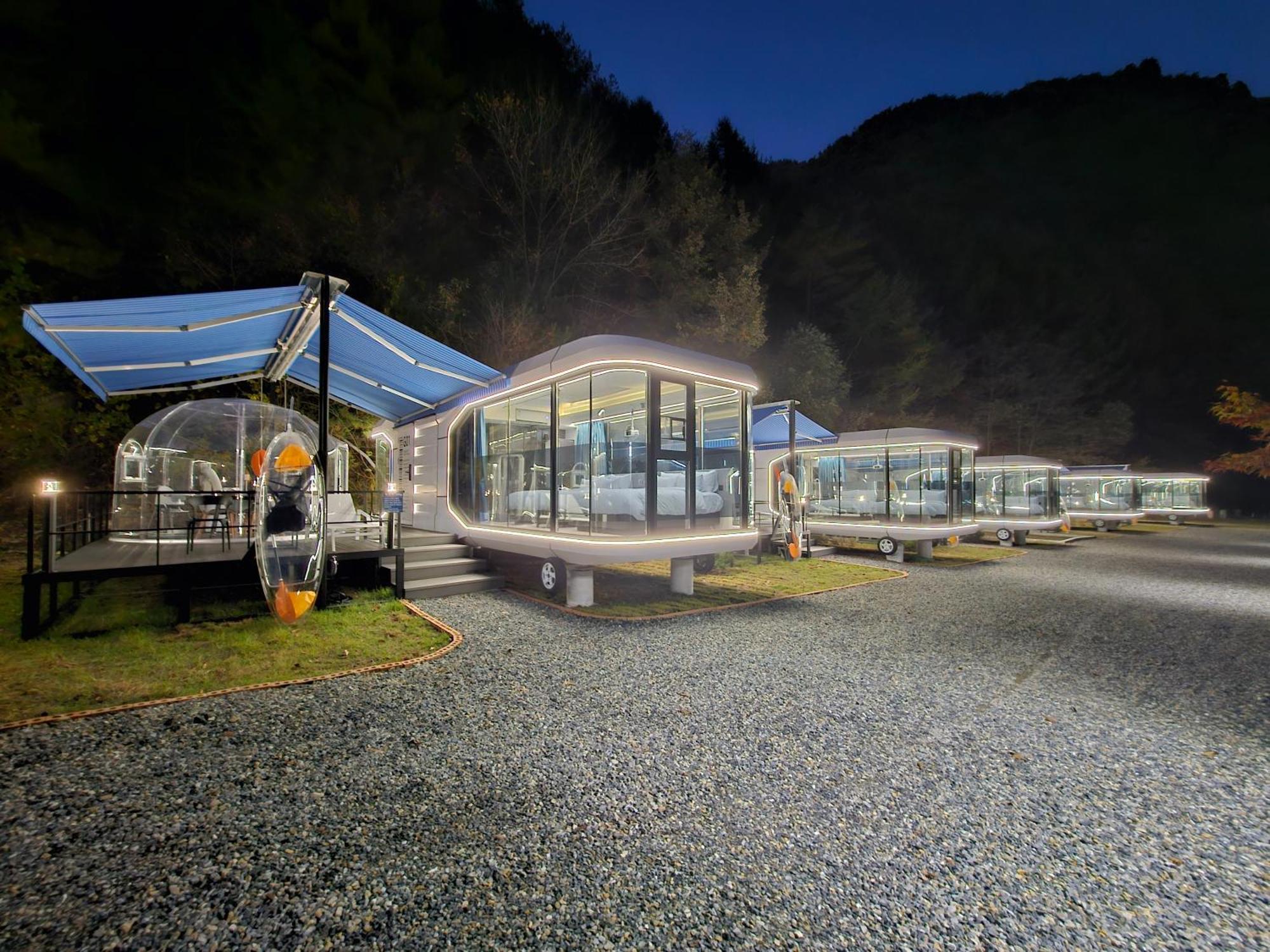 Galaxy X Hotel Type Caravan Glamping & Pension พยองซาง ภายนอก รูปภาพ